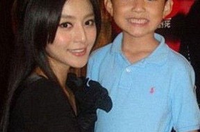 吃瓜娱乐圈八卦范丞丞